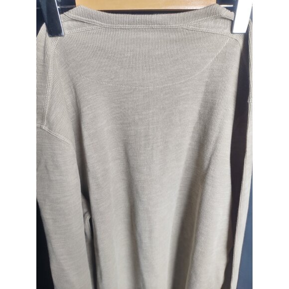 Banana Republic Men’s Beige Long Sleeve Henley Shirt Knit Casual NWT - Picture 7 of 11